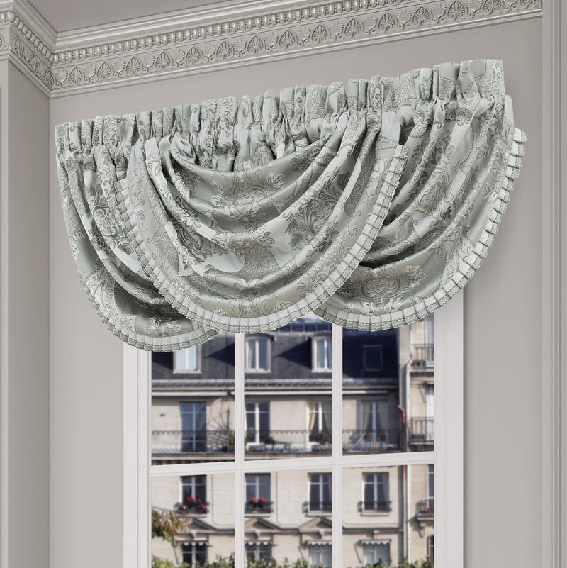 J. Queen New York Coordinate Window Sondra Window Waterfall Valance
