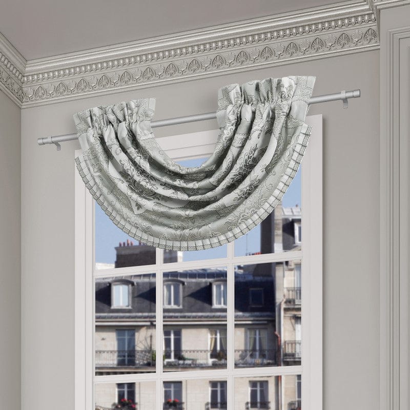 J. Queen New York Coordinate Window Sondra Window Waterfall Valance