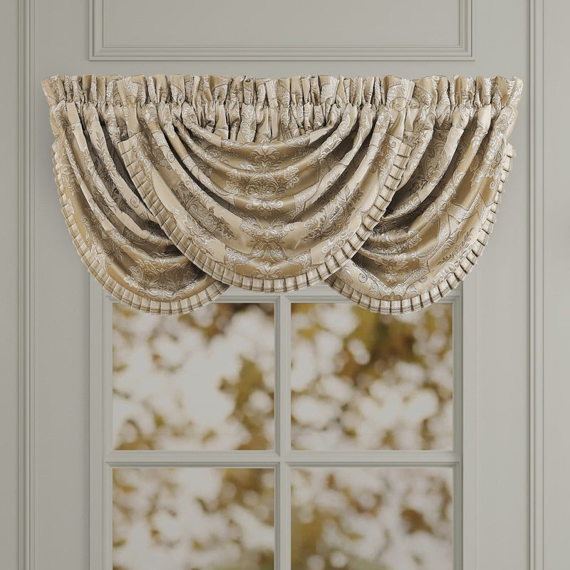 J. Queen New York Coordinate Window Sondra Window Waterfall Valance
