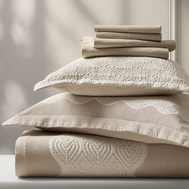 J. Queen New York Coverlets Brisbane Coverlet