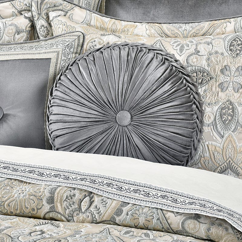 J. Queen New York Decorative Coordinate Pillows Annabelle Tufted Round Decorative Throw Pillow