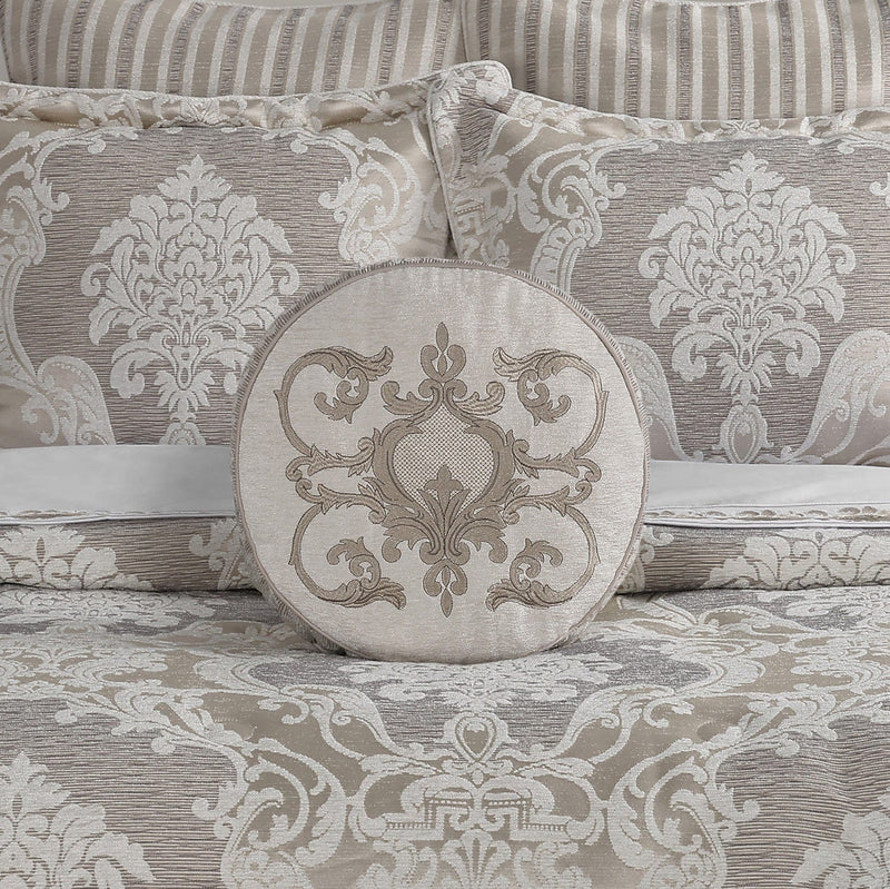J. Queen New York Decorative Coordinate Pillows Queensbury Round Decorative Throw Pillow