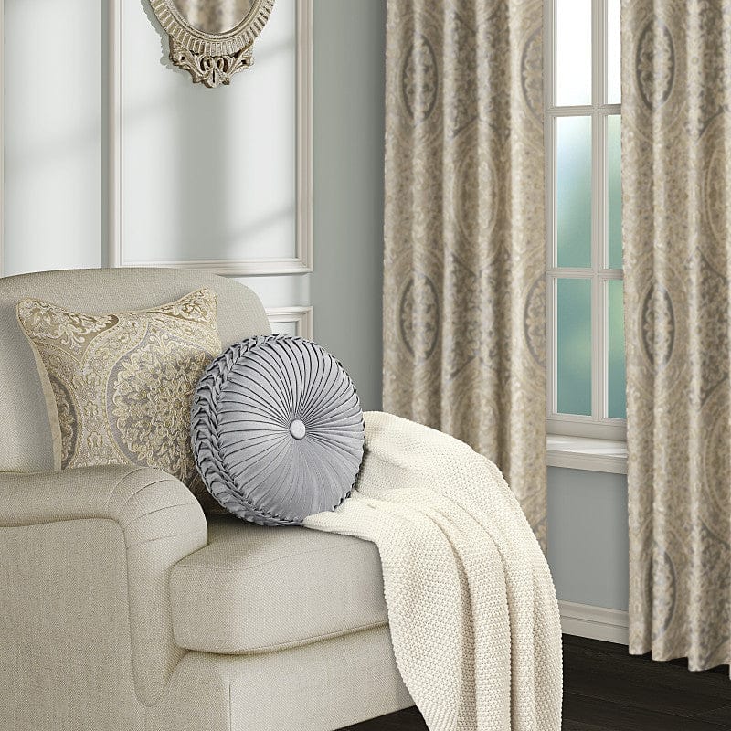 J. Queen New York Decorative Coordinate Pillows Romero Tufted Round Decorative Throw Pillow