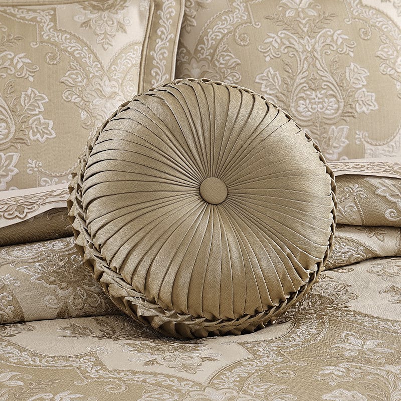 J. Queen New York Decorative Coordinate Pillows Sondra Tufted Round Decorative Throw Pillow