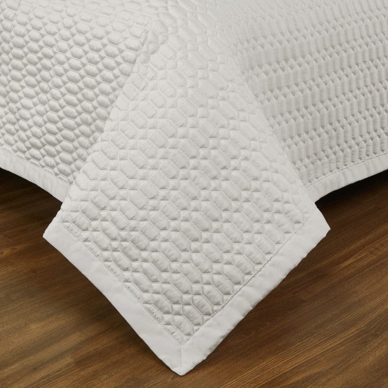 J. Queen New York Quilt Mini Sets Brilliance Quilt Set