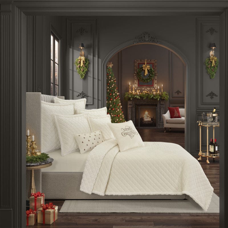 J. Queen New York Quilt Mini Sets Casey Sherpa Quilt Set