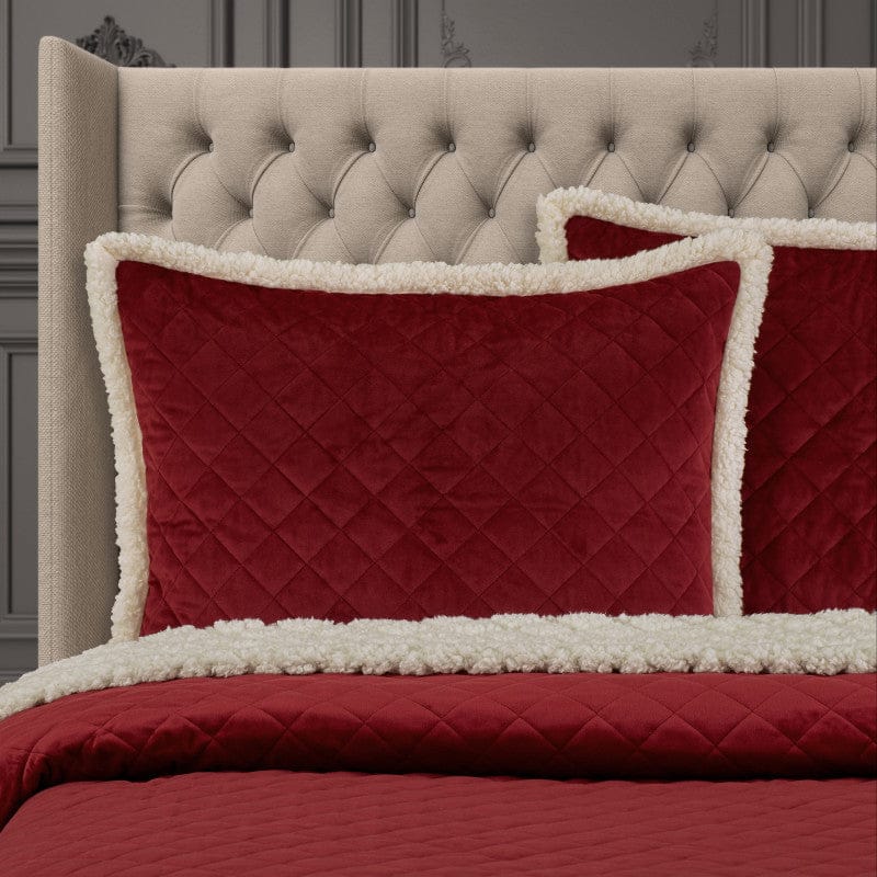 J. Queen New York Quilt Mini Sets Casey Sherpa Quilt Set