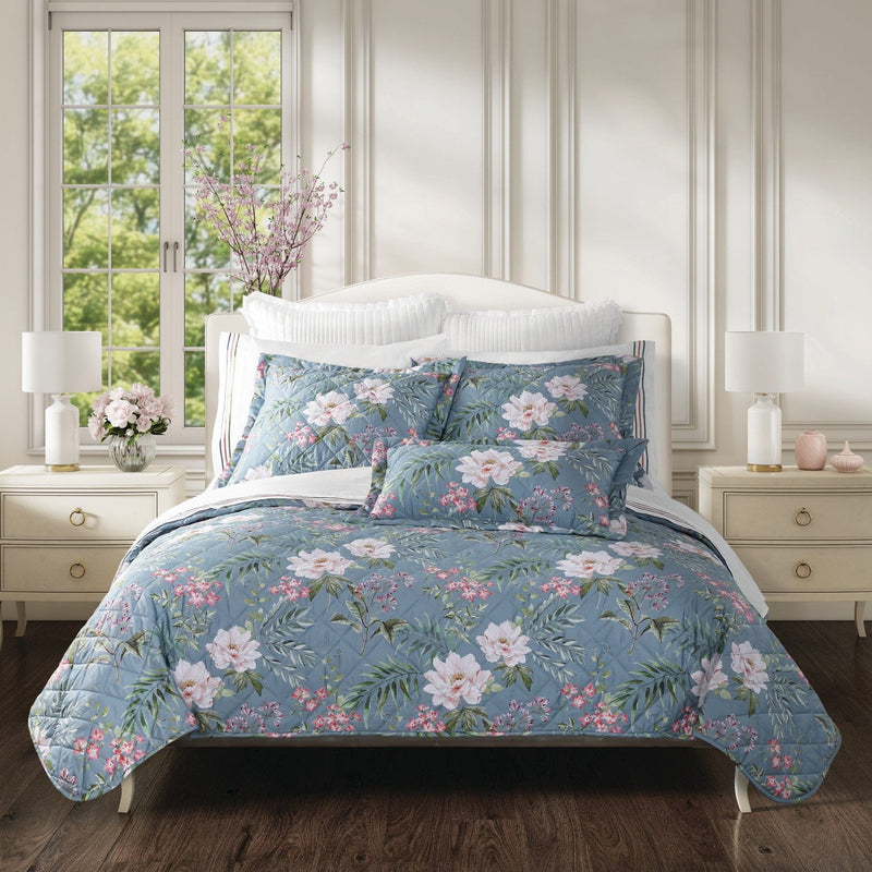 J. Queen New York Quilts Savannah Quilt Set