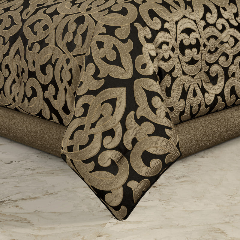 La Boheme Comforter Set
