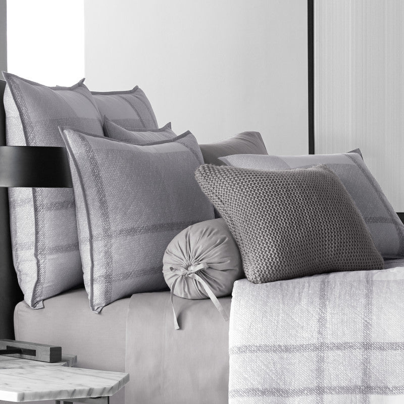 Leighton Comforter Set