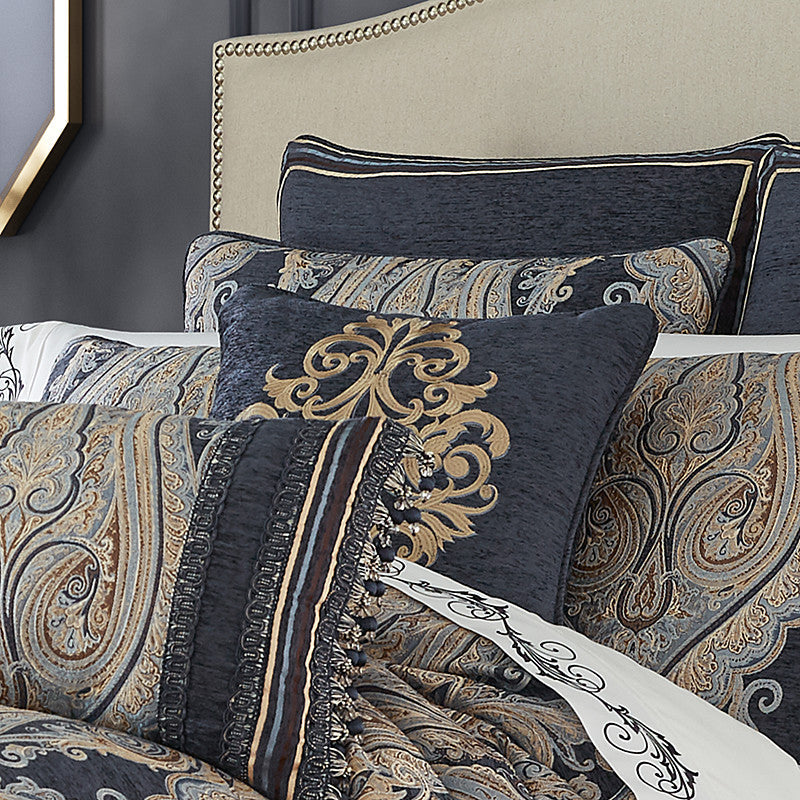 Luciana 20" Square Decorative Throw Pillow