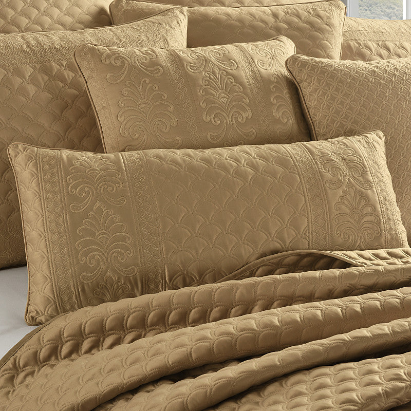 Lyndon Boudoir Decorative Throw Pillow