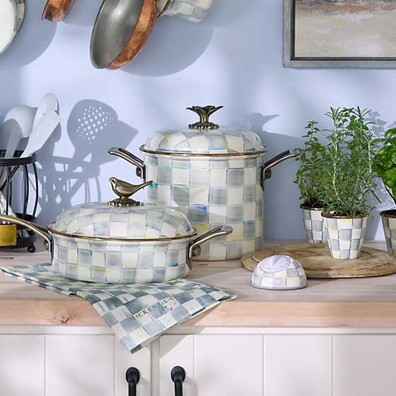 MacKenzie-Childs Unclassified Sterling Check 7 Qt. Stockpot