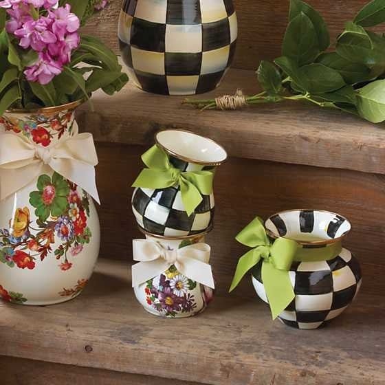 MacKenzie-Childs Vases courtly check enamel vase - green bow