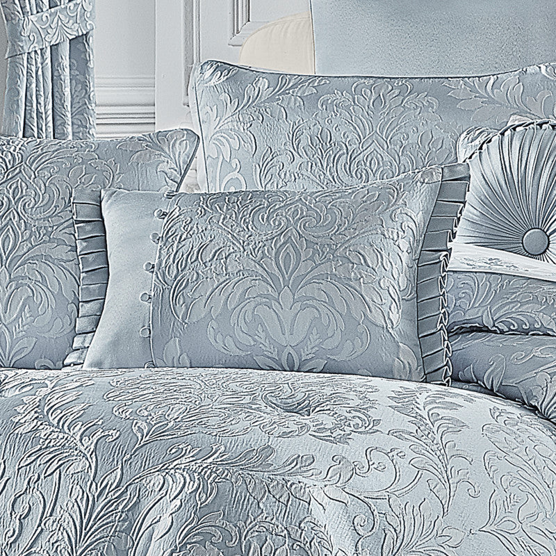Malita Boudoir Decorative Throw Pillow