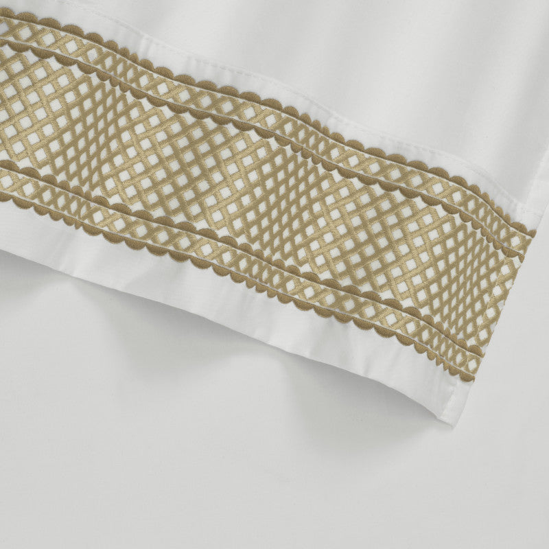 Monarch Embroidered Sheet Set