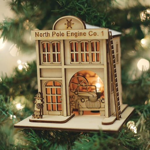 Old World Christmas North Pole Engine Co. #1