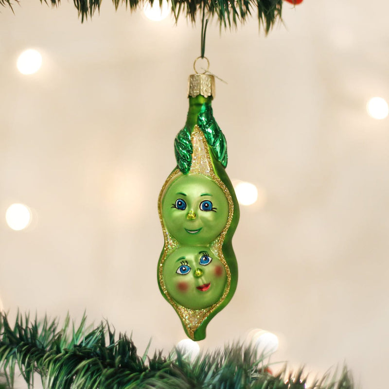 Old World Christmas Two Peas In A Pod Ornament