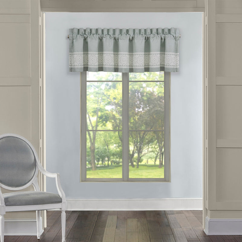 Patricia Window Straight Valance