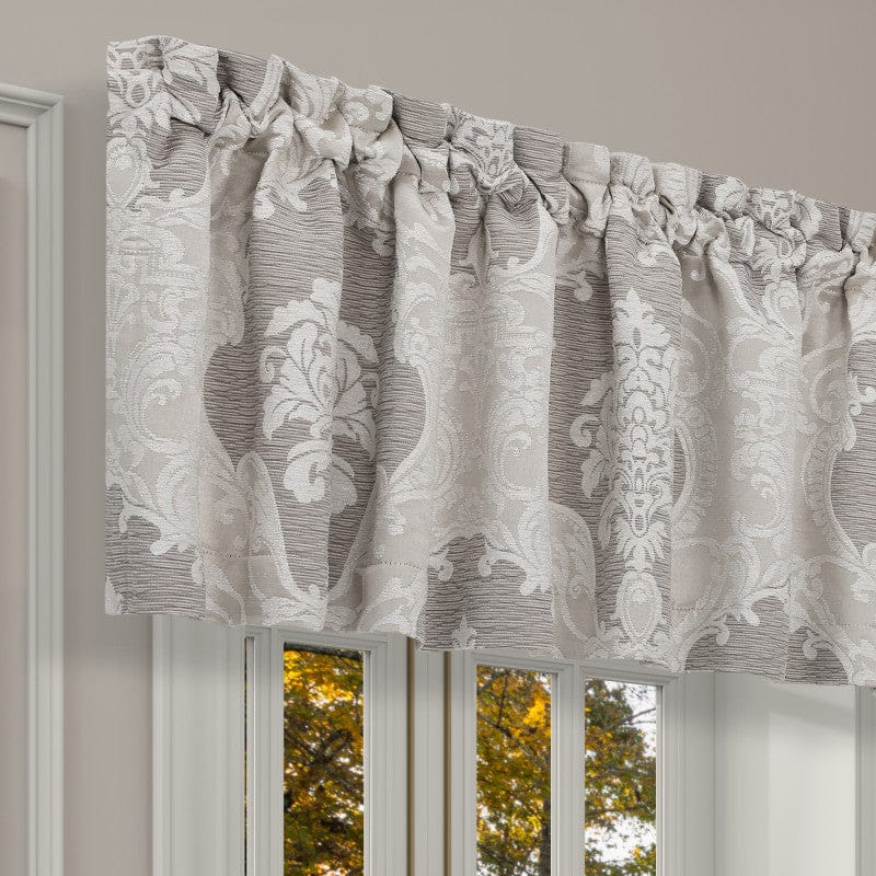 J. Queen New York Coordinate Window Queensbury Window Straight Valance