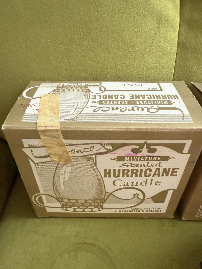 Quirks! candolier Vintage Christmas Gold Glitter Hurricane Glass Candles in Box x2