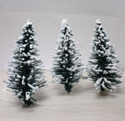 Quirks! craft supplies Snowy Forest Trees - 3" Tall - Green - Set of 3 Pcs