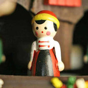 Quirks! Cuckoo Clock The White Chalet Cuckoo Clock