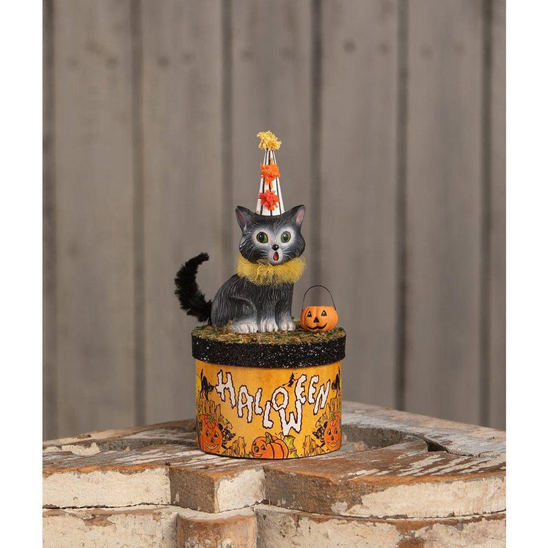 Quirks! Figurines Cecil Cat on Box by Bethany Lowe Designs