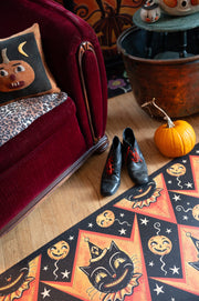 Quirks! floor mat Grinning Black Cat Jack Harlequin Vinyl Floor Decor 52" x 76"