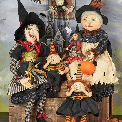 Quirks! Seasonal Decor, Halloween Queenie Spooky Girl Gathered Traditions Art Doll