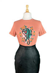 Quirks! T-shirt The Blue Tiger Lady Relaxed Tee in Terracotta Pink