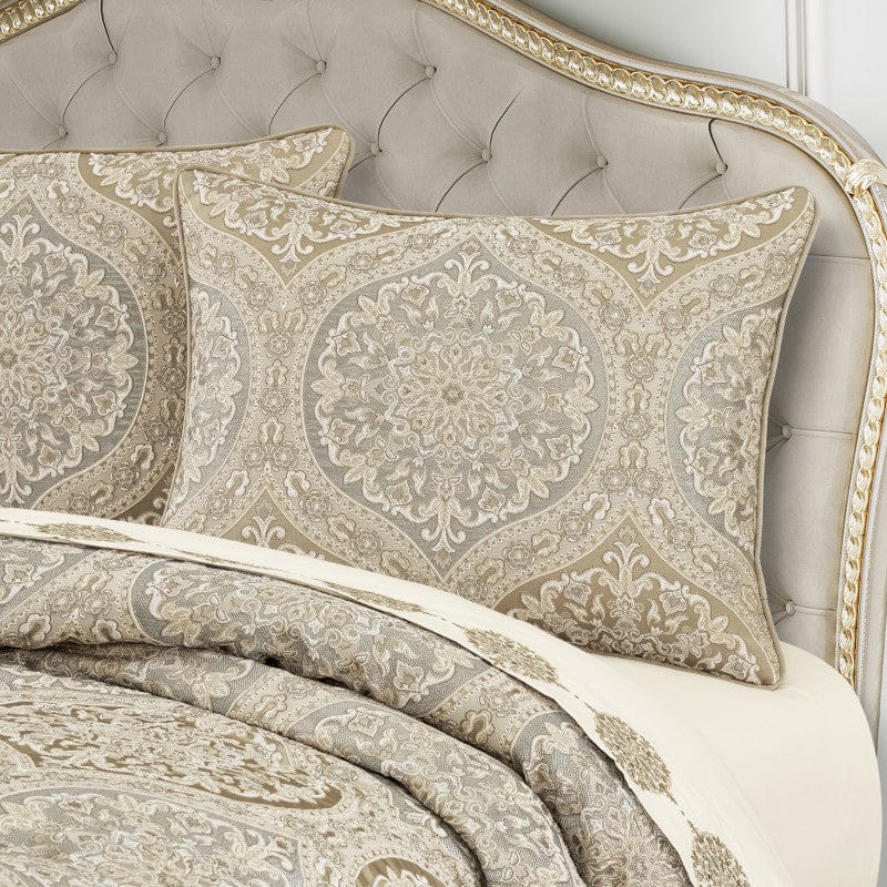 J. Queen New York Comforter Sets Romero Comforter Set