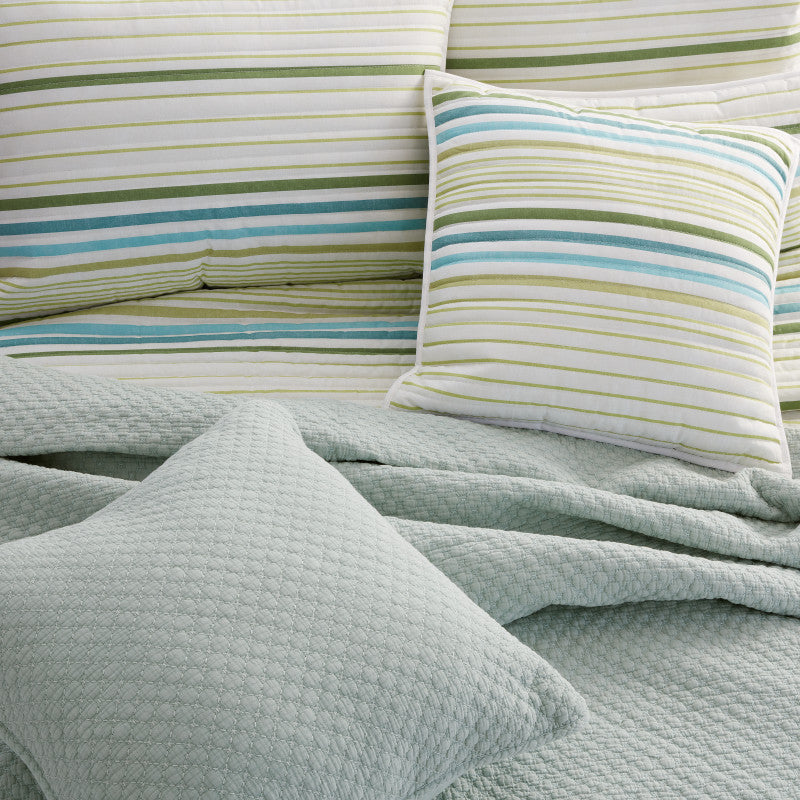 Roxanne Comforter Set