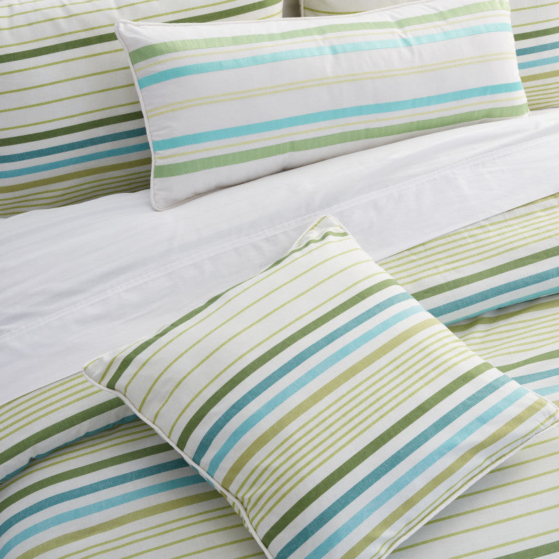 Roxanne Comforter Set
