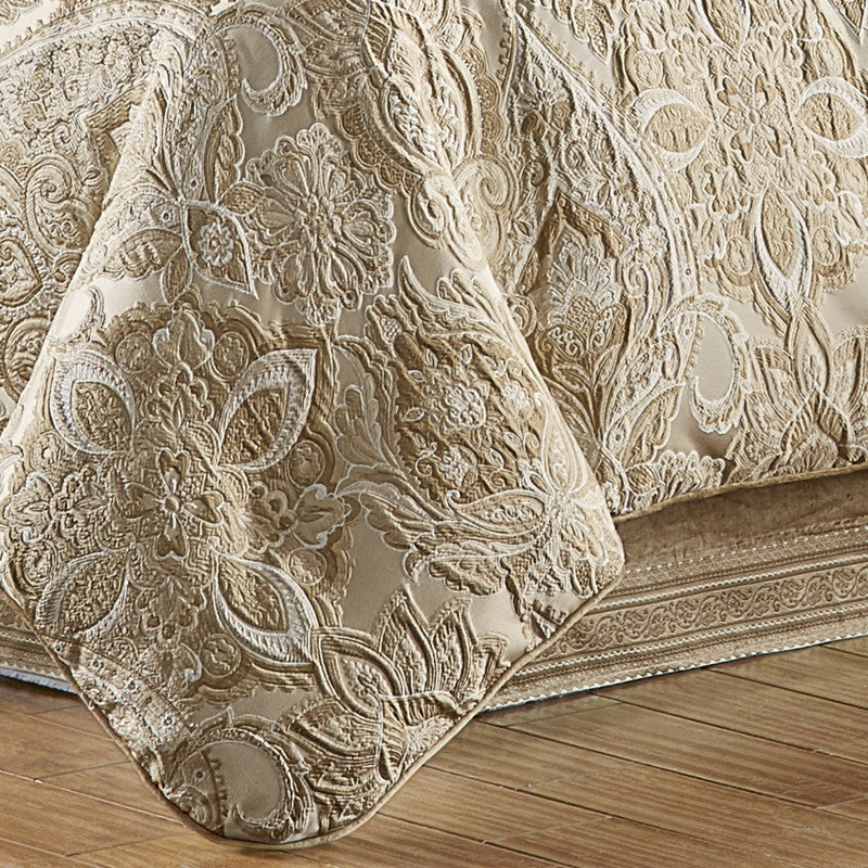 Sandstone Comforter Set