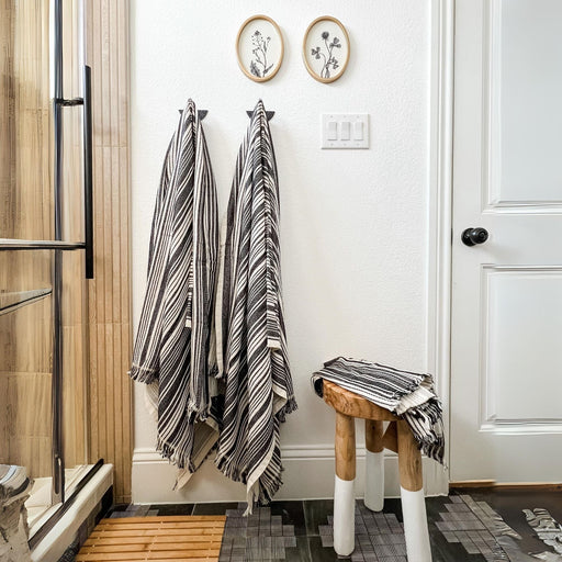 The Loomia Bath Towels & Washcloths Juniper Bath Towel and Sets