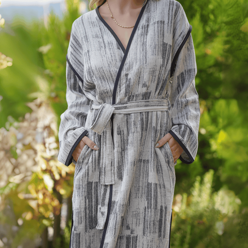 The Loomia Deren Cotton Long Robe Kimono