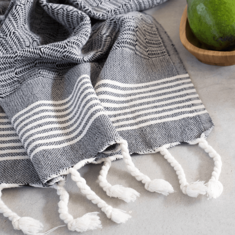 The Loomia Hand and Kitchen Towels Betüş Hand and Kitchen Towel