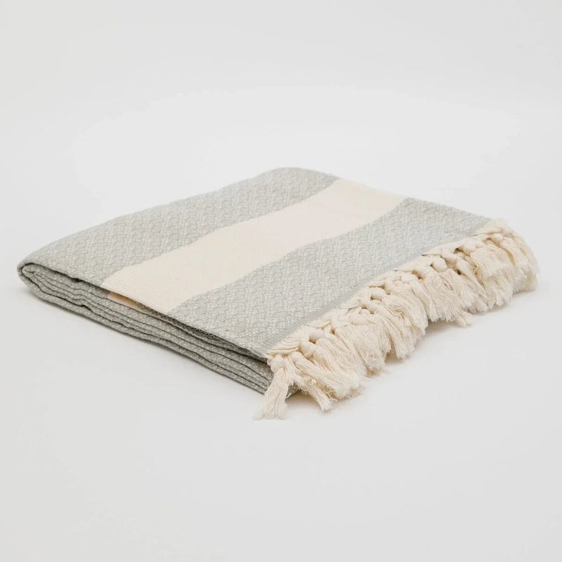 The Loomia Throw Adrian 100% Cotton Throw