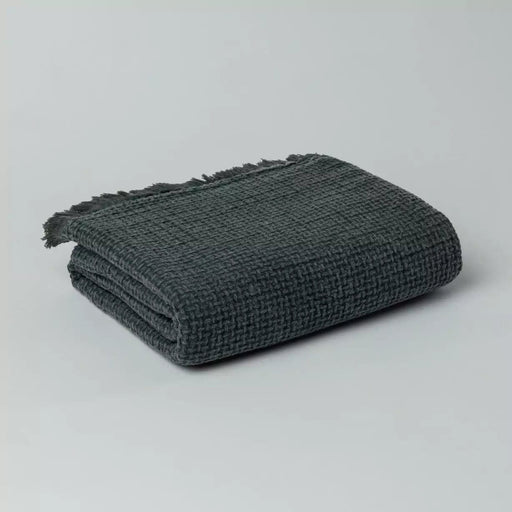 The Loomia Throw Blanket Arya | Stonewashed 100% Cotton Throw Blanket