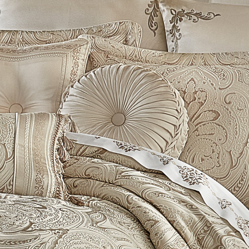 Trinity Tufted Round Decorative Throw Pillow