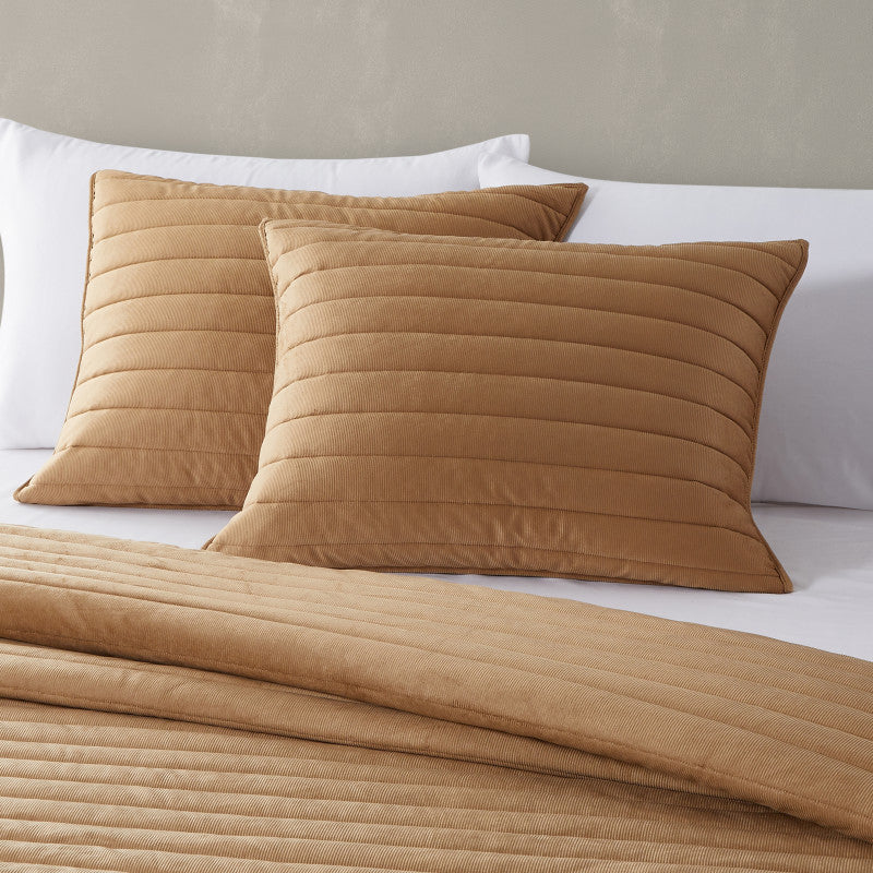 Valencia Quilt Set