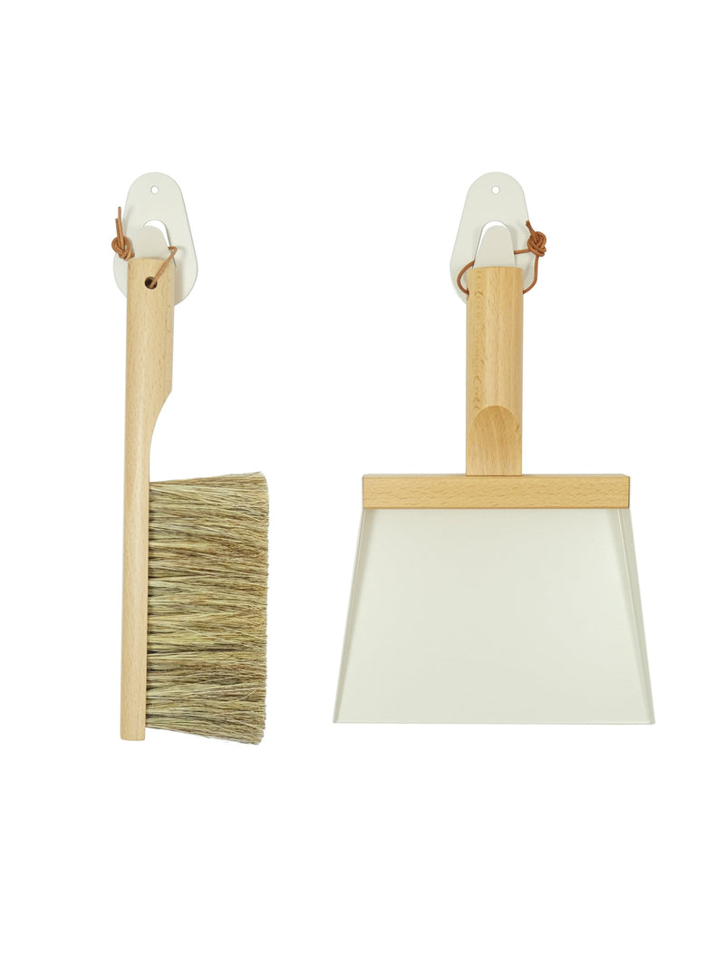 Weston Table Kitchen Tools & Molds Andrée Jardin Mr. and Mrs. Clynk Hand Brush, Dustpan & Wall Hook Set