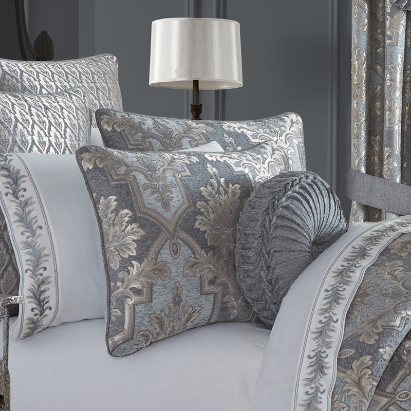 Woodhaven Comforter Set